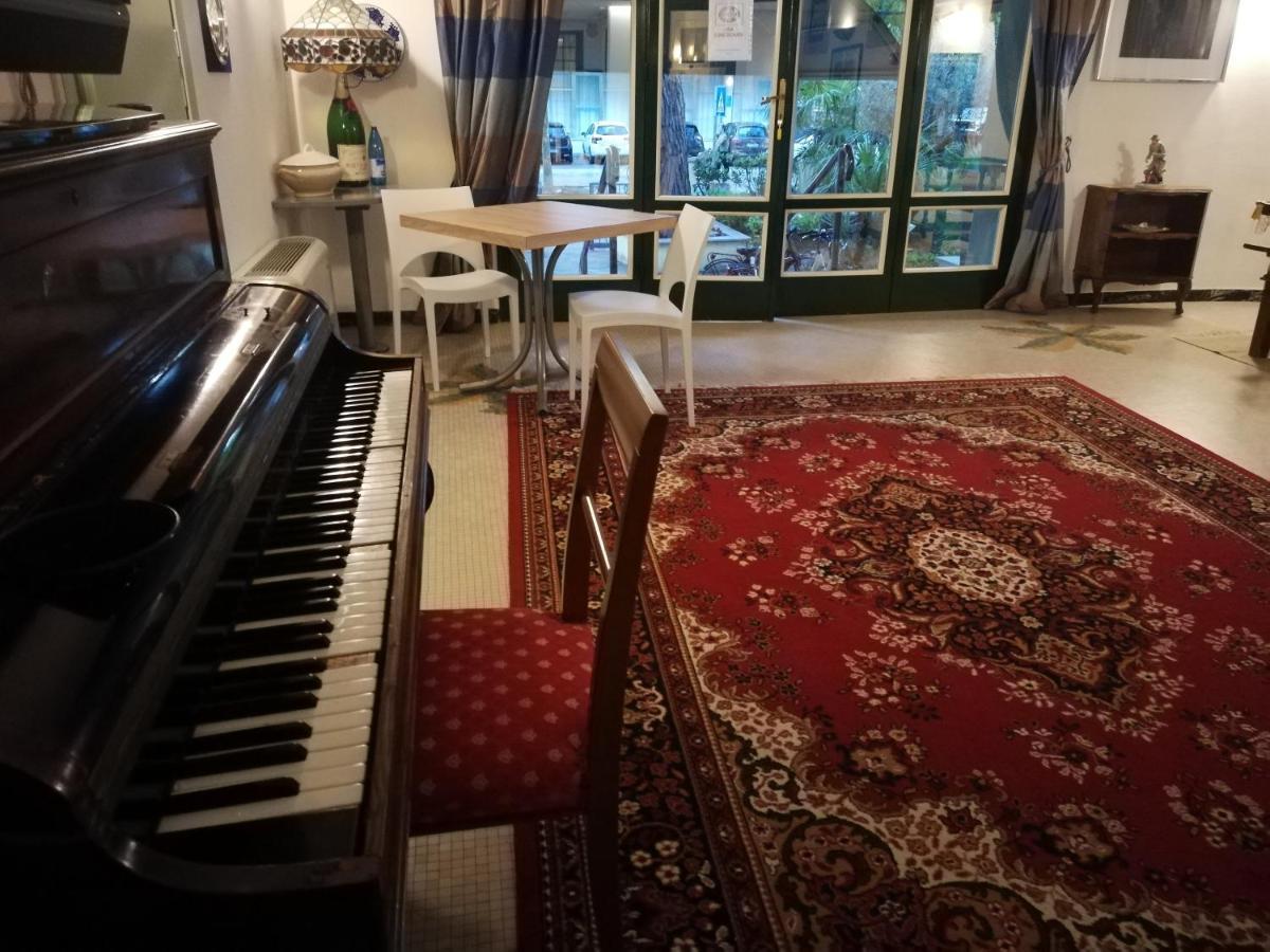 Hotel K2 Cervia 3 Stelle Sup Екстер'єр фото