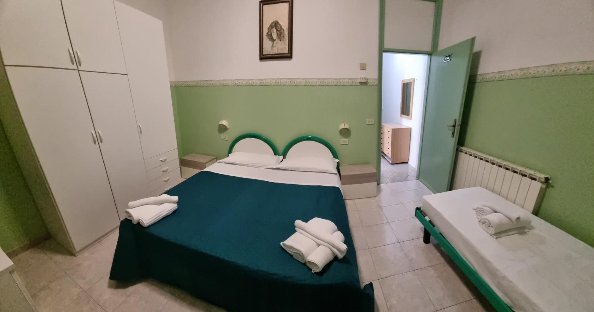 Hotel K2 Cervia 3 Stelle Sup Екстер'єр фото