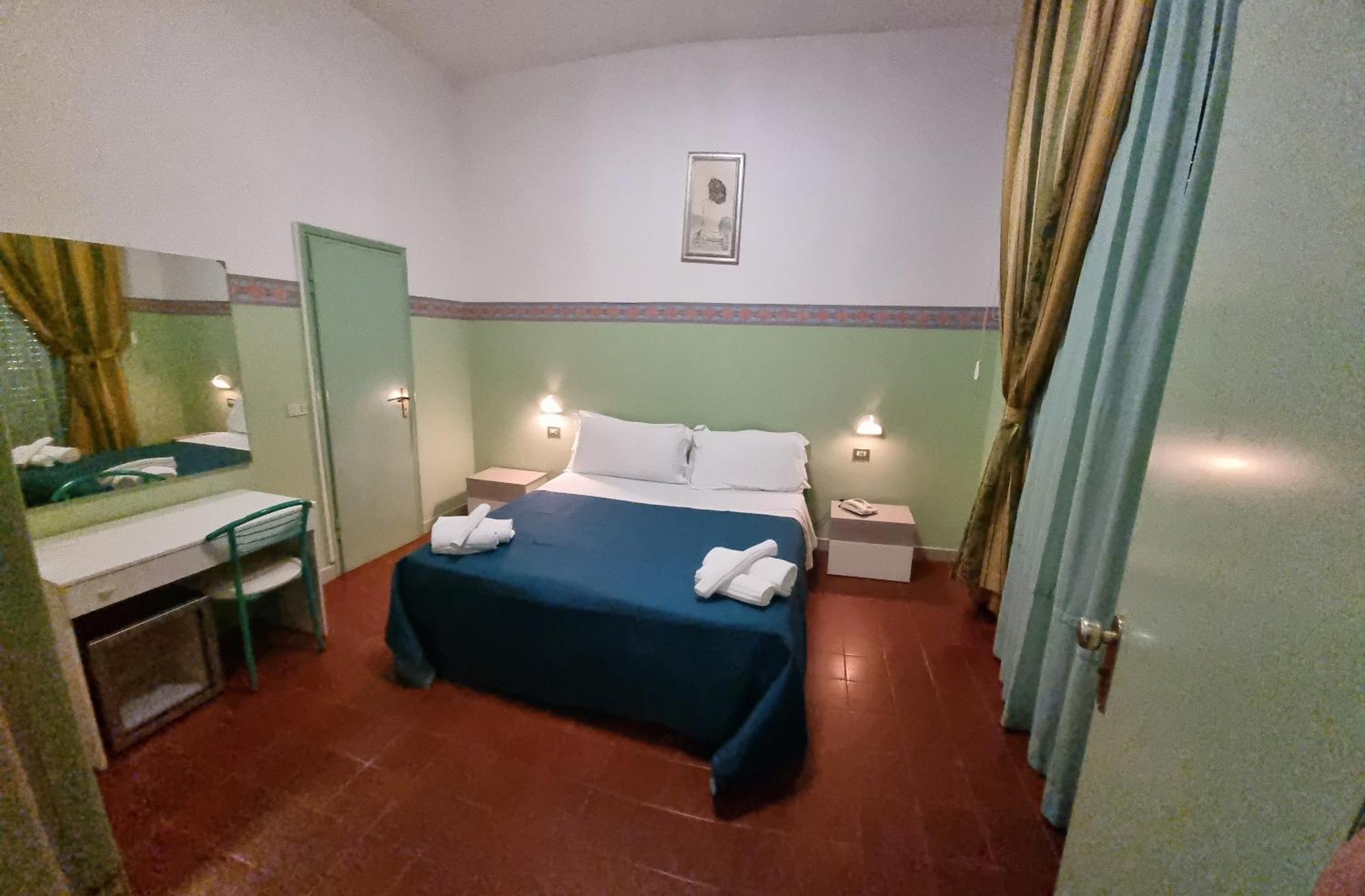 Hotel K2 Cervia 3 Stelle Sup Екстер'єр фото