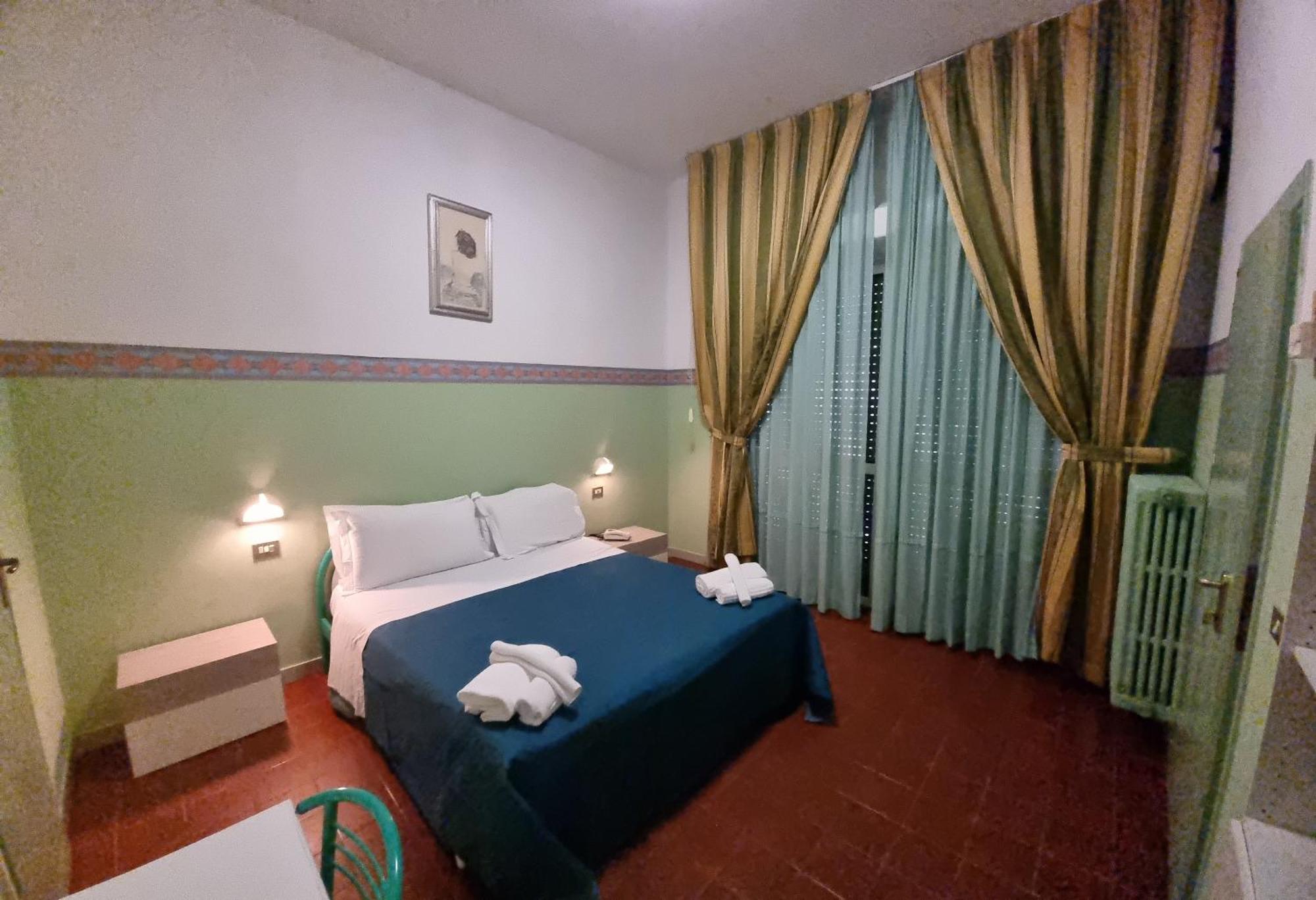 Hotel K2 Cervia 3 Stelle Sup Екстер'єр фото
