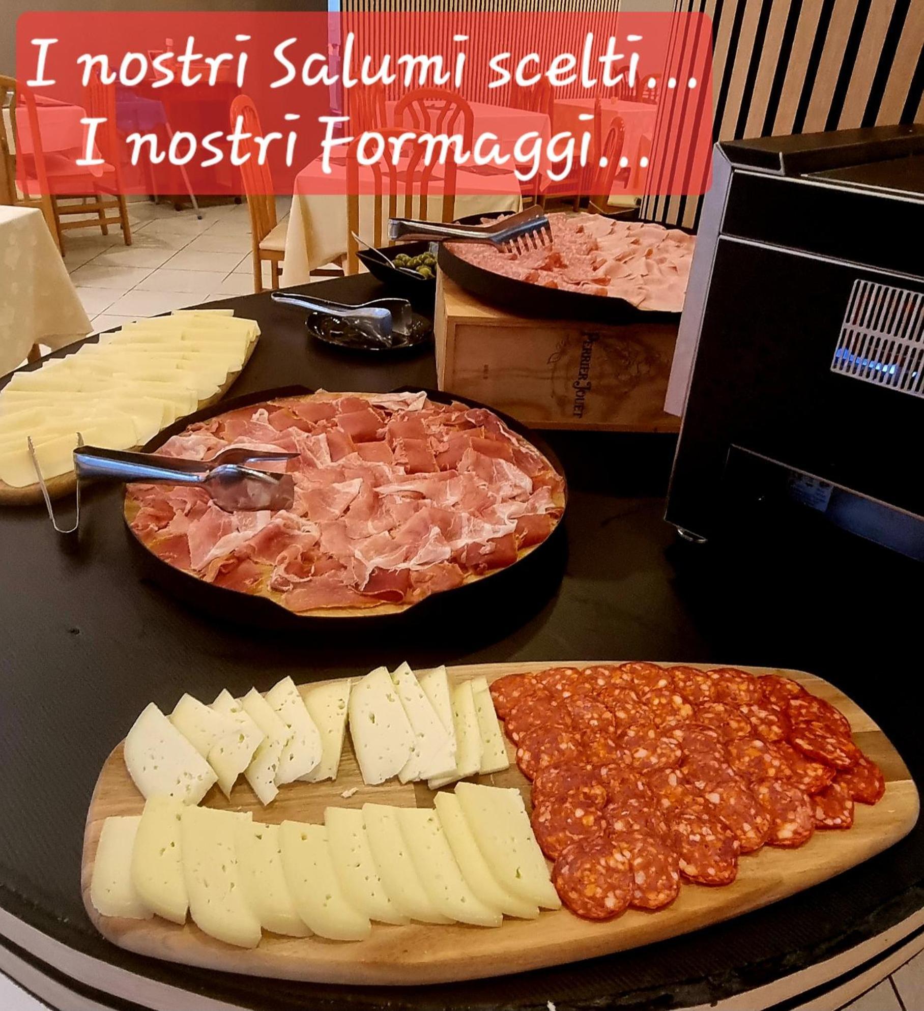 Hotel K2 Cervia 3 Stelle Sup Екстер'єр фото